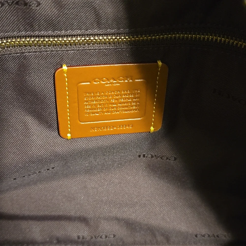 Coach Purse - Picture 6 of 8